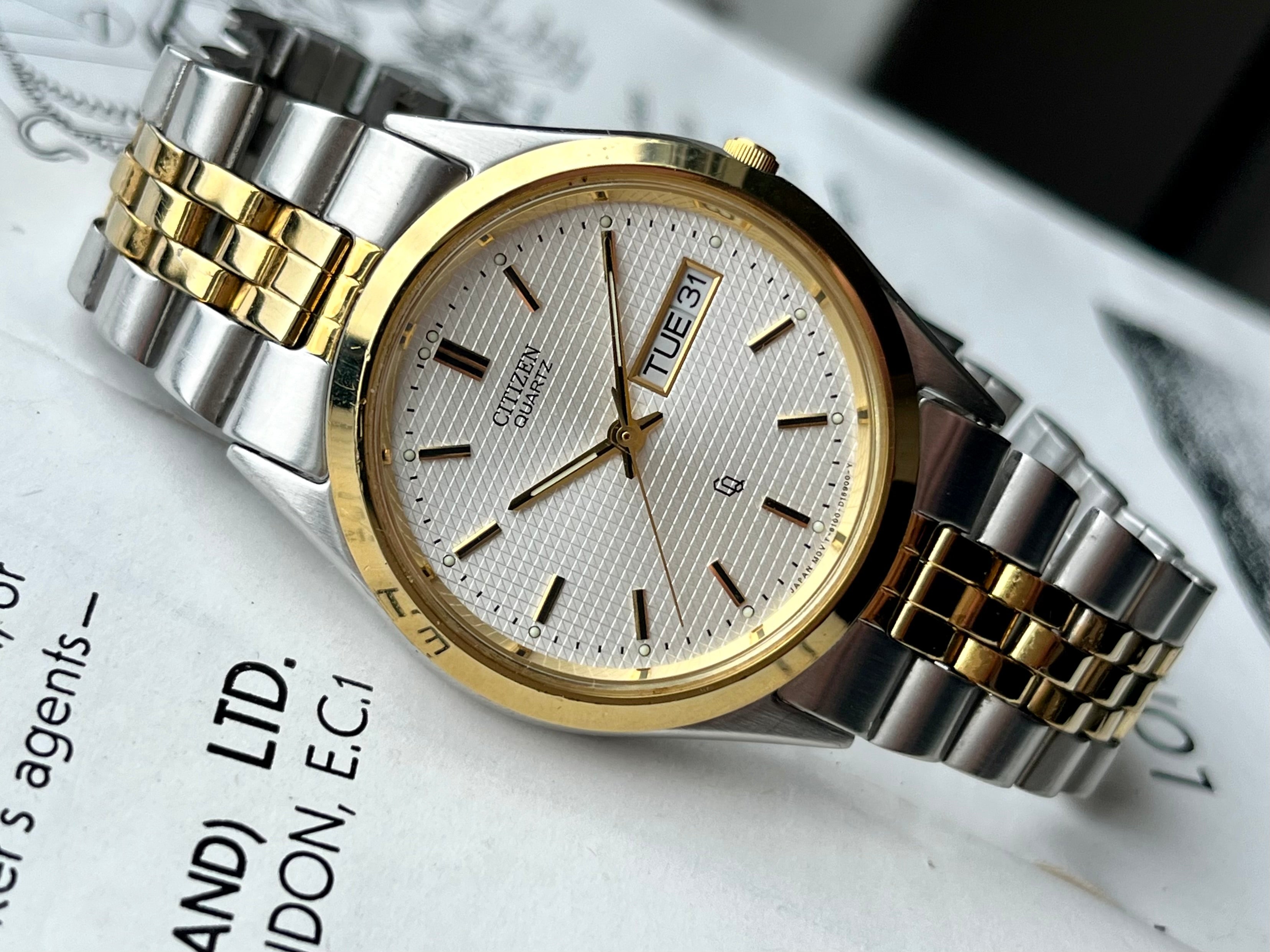 Vintage Citizen Crystron Datejust 6100-S96397 Bicolor Quartz – WatchEra