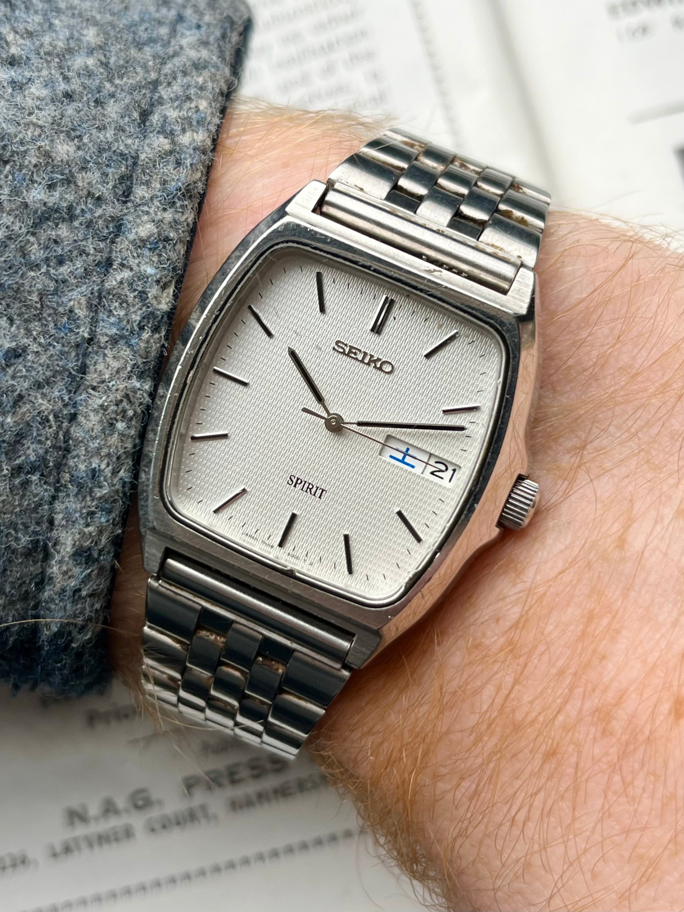 SEIKO SPIRIT 腕時計 デイデイト 7N48-5000 SEIKO SPIRIT 腕時計 デイデイト 7N48-5000 Vintage Seiko