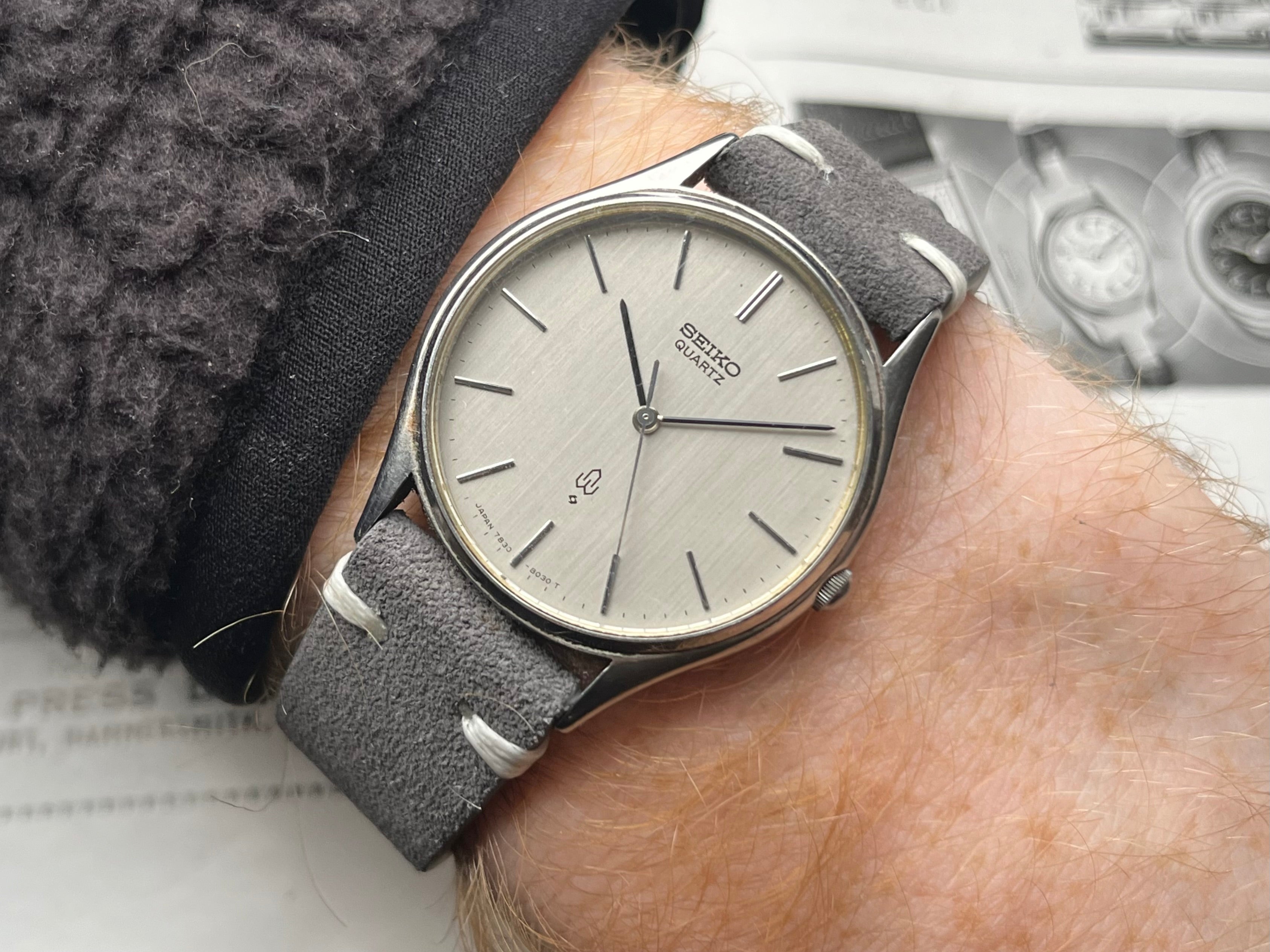 SEIKO classic 7830-8030 セイコー VINTAGE SEIKO QUARTZ 7830-8030 FOR PARTS OR REPAIR WATCH
