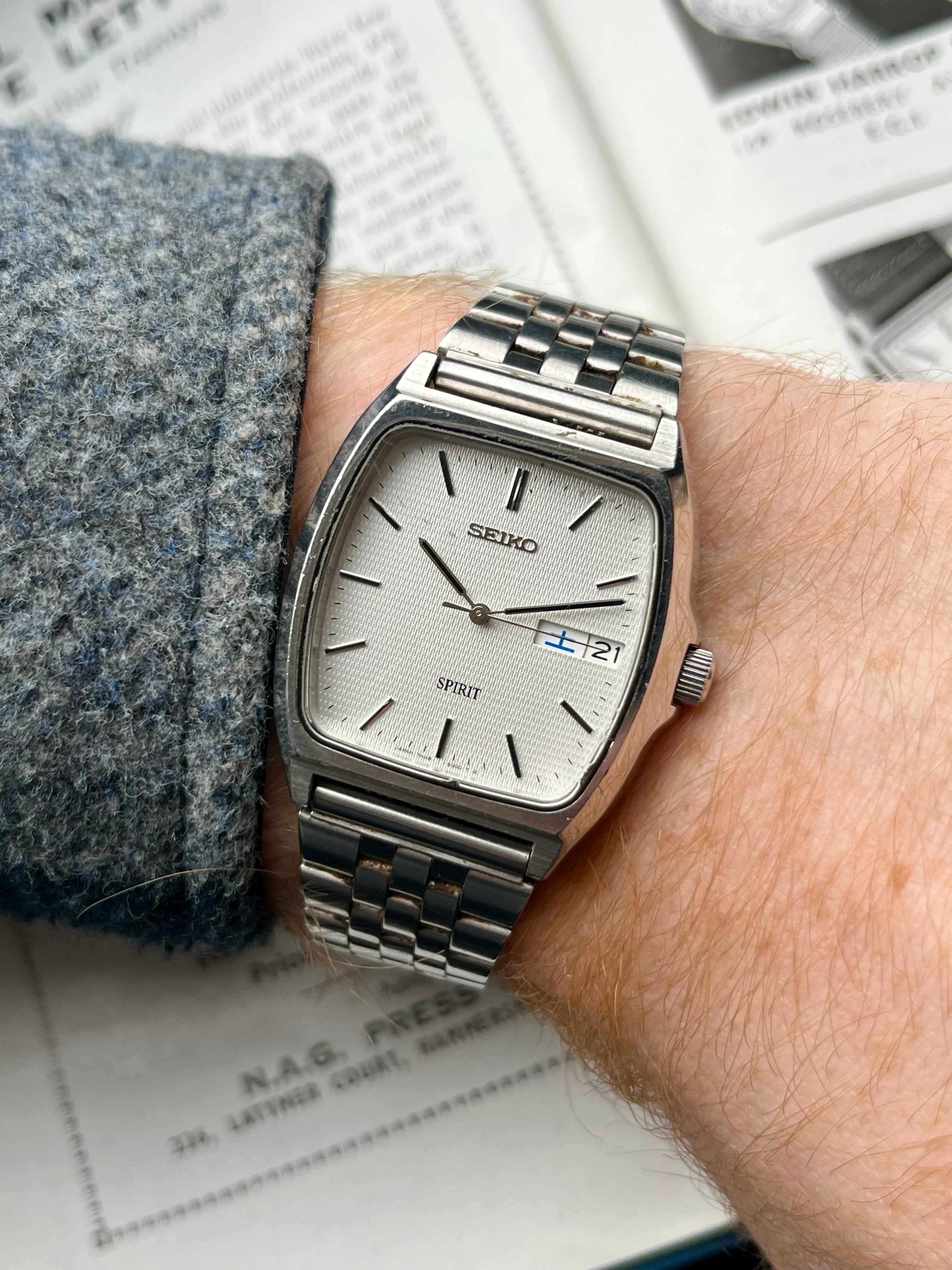 Vintage Seiko Spirit 7N48-5000 White Graphite 1998 – WatchEra