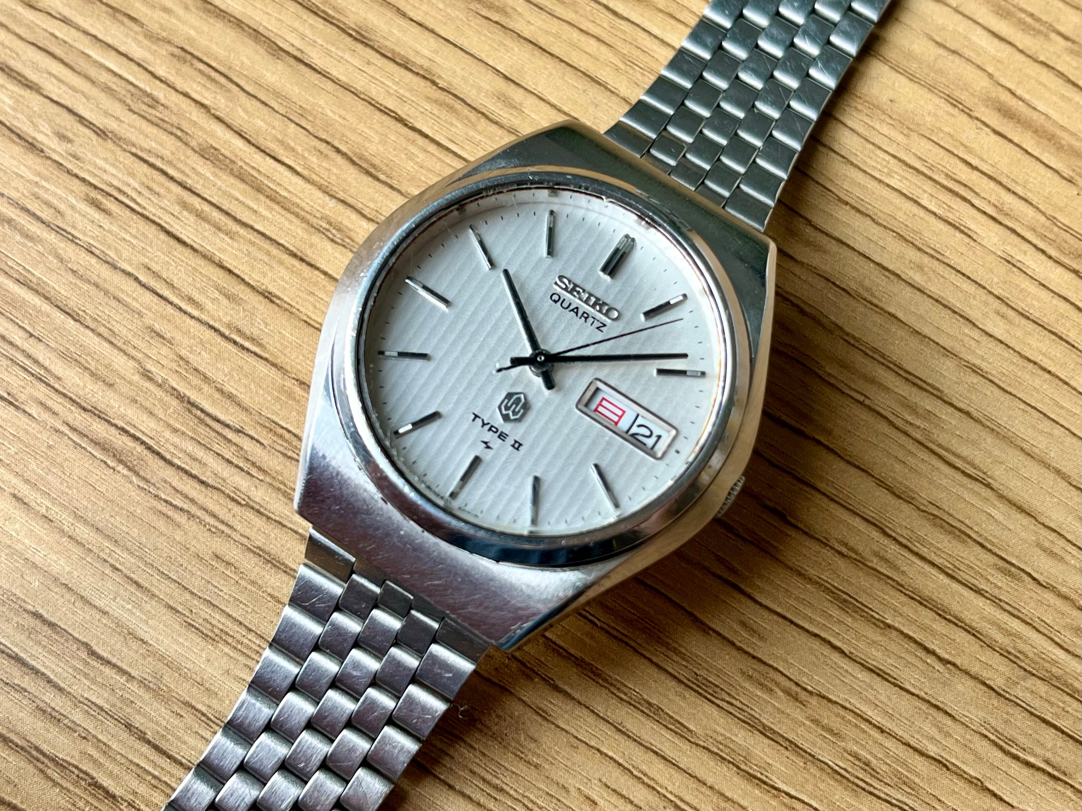 Vintage Seiko Type II 4623-8010 White Striped Dial 1976 JDM Quartz