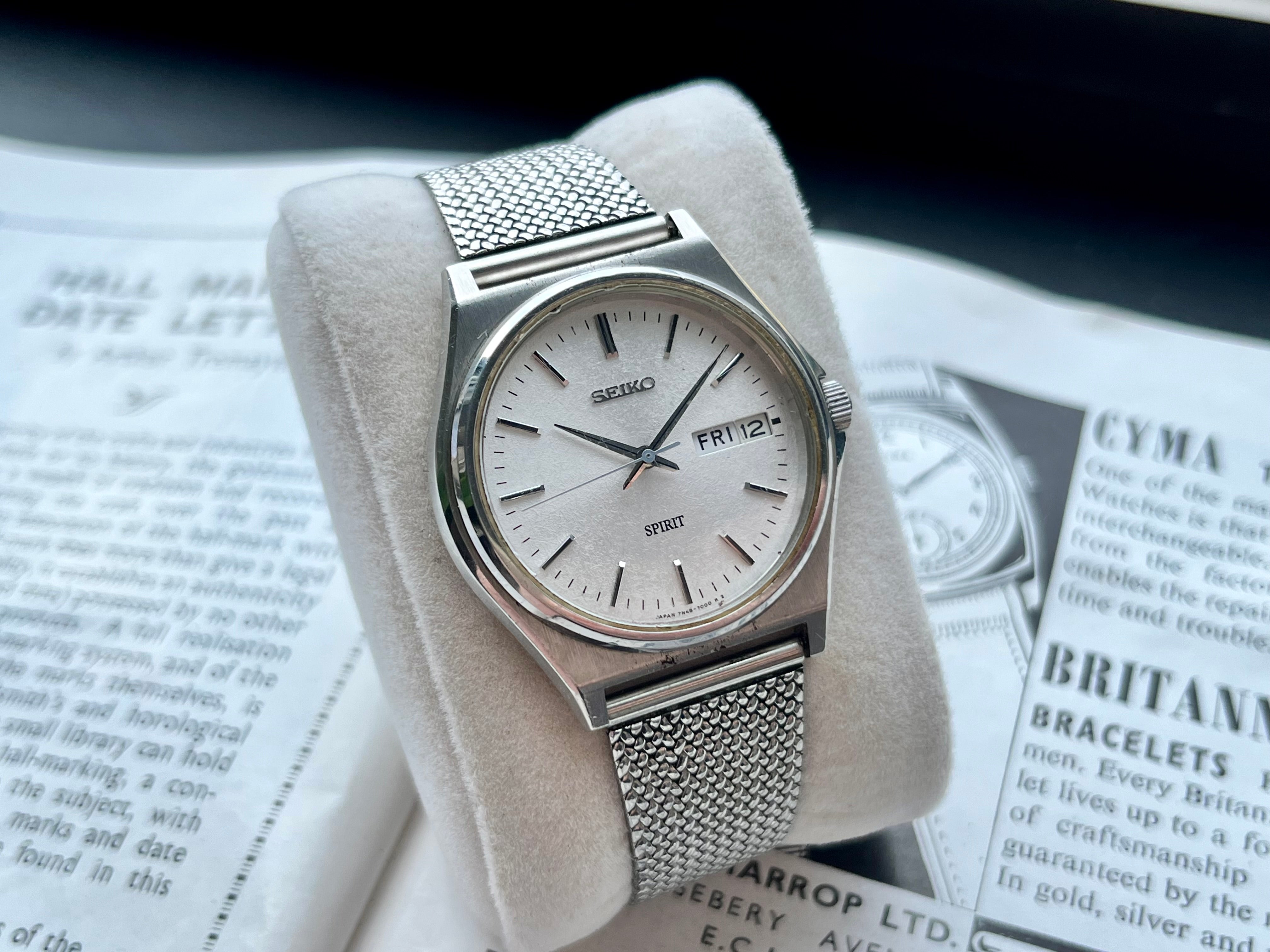 Vintage Seiko Spirit 7N48 7000 Silver Dial Men Quartz Watch