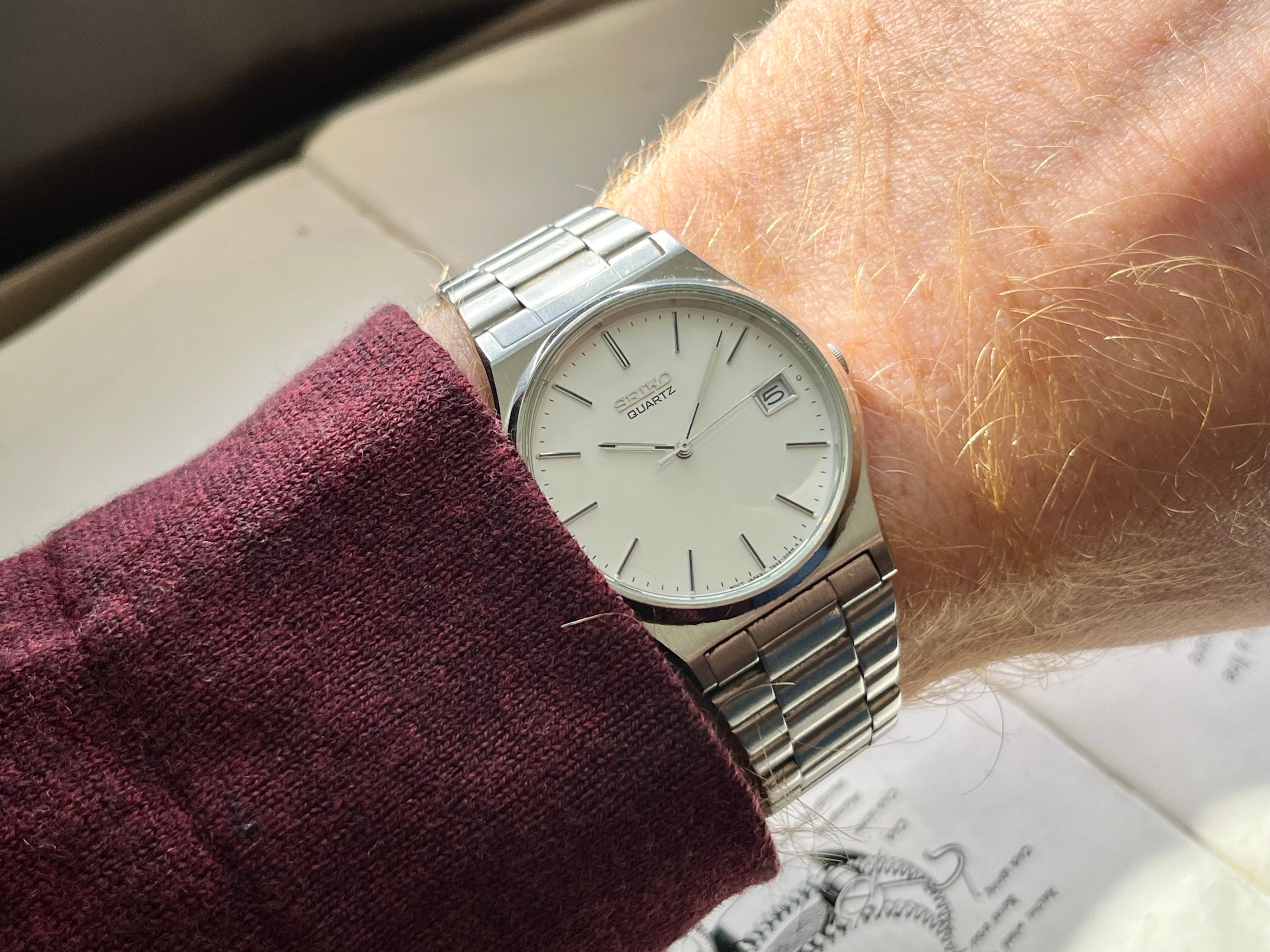 Vintage Seiko Quartz 7N42-8041 Silver Dial 1993 Watch – WatchEra