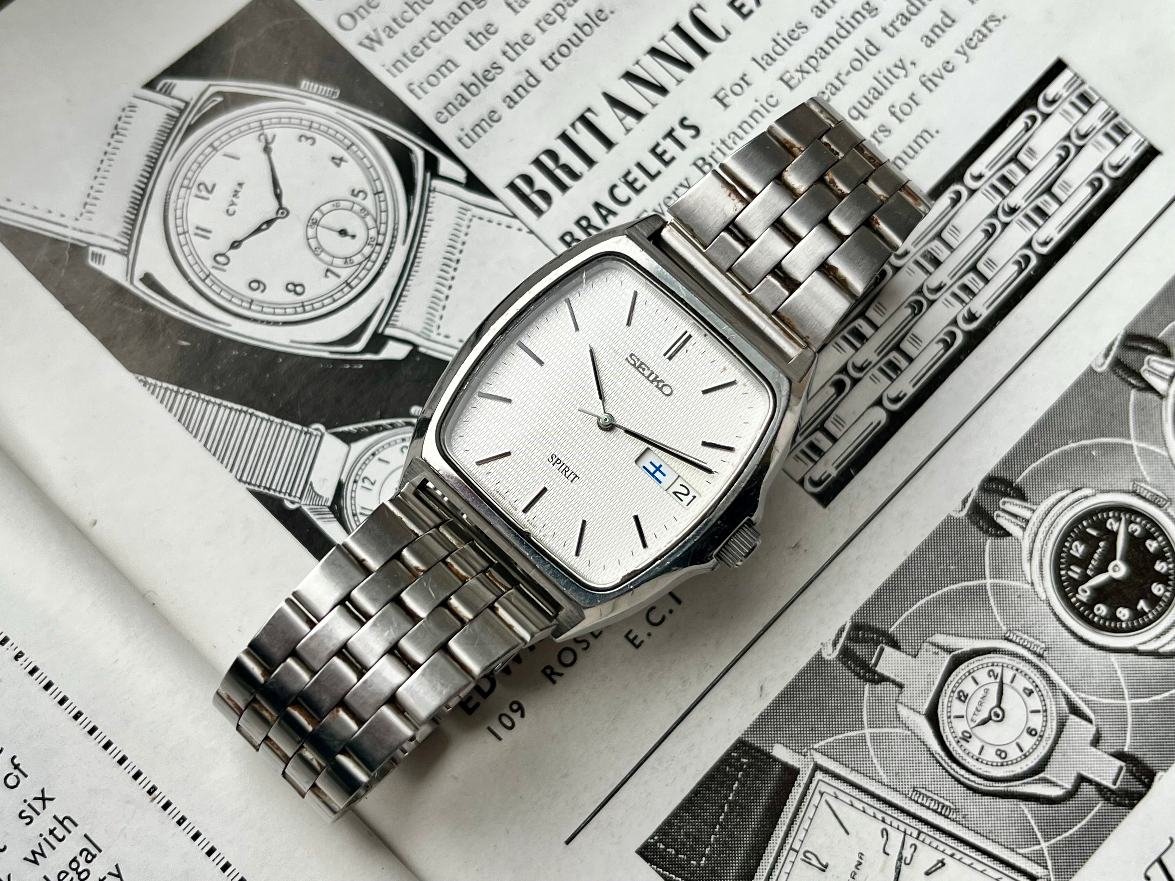 Vintage Seiko Spirit 7N48-5000 White Graphite 1998 – WatchEra