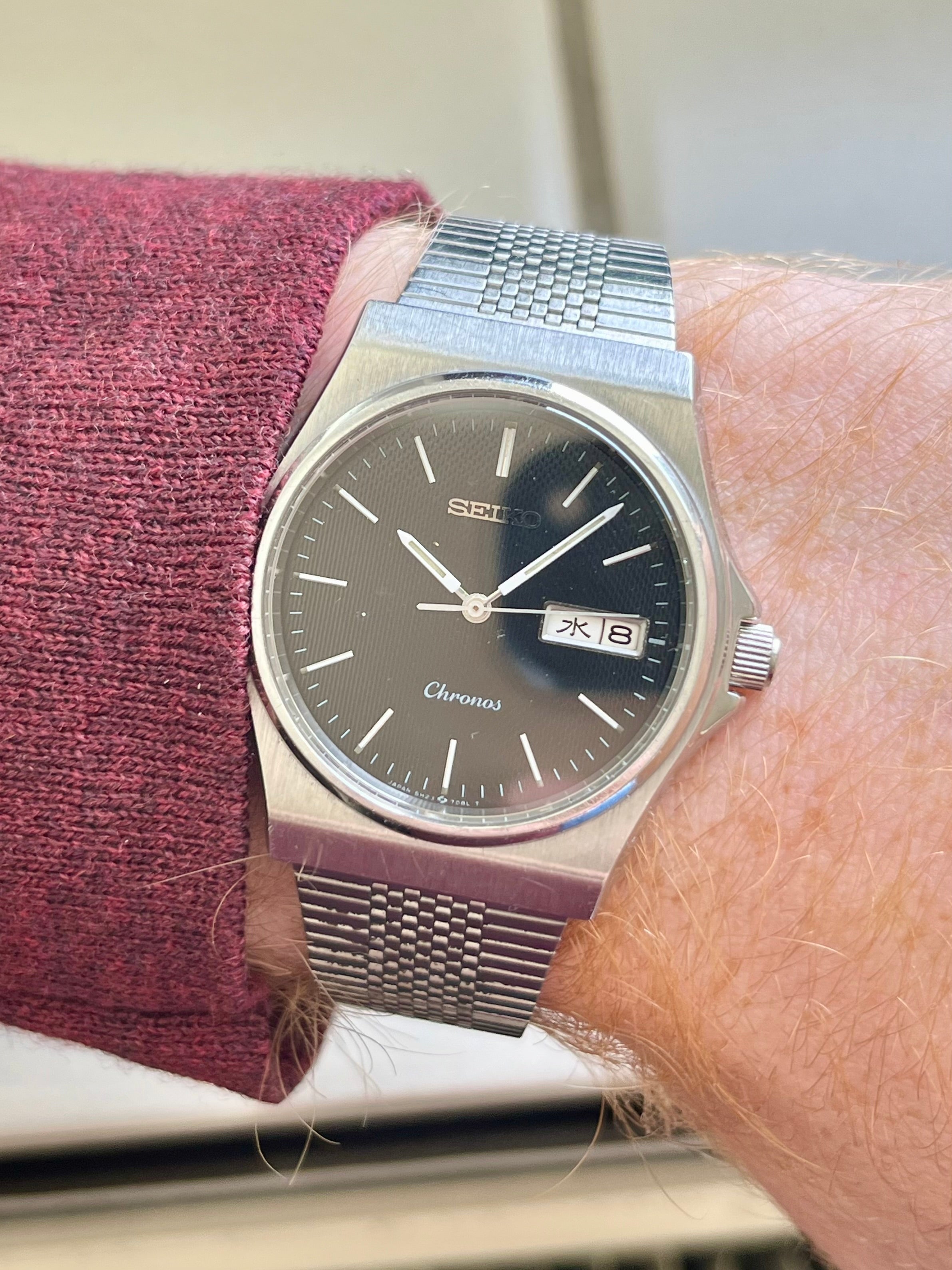 Seiko Chronos 5H23‑7D20 ブラック シルバー Vintage Seiko Chronos 5H23-7D20 Black 1991 – WatchEra