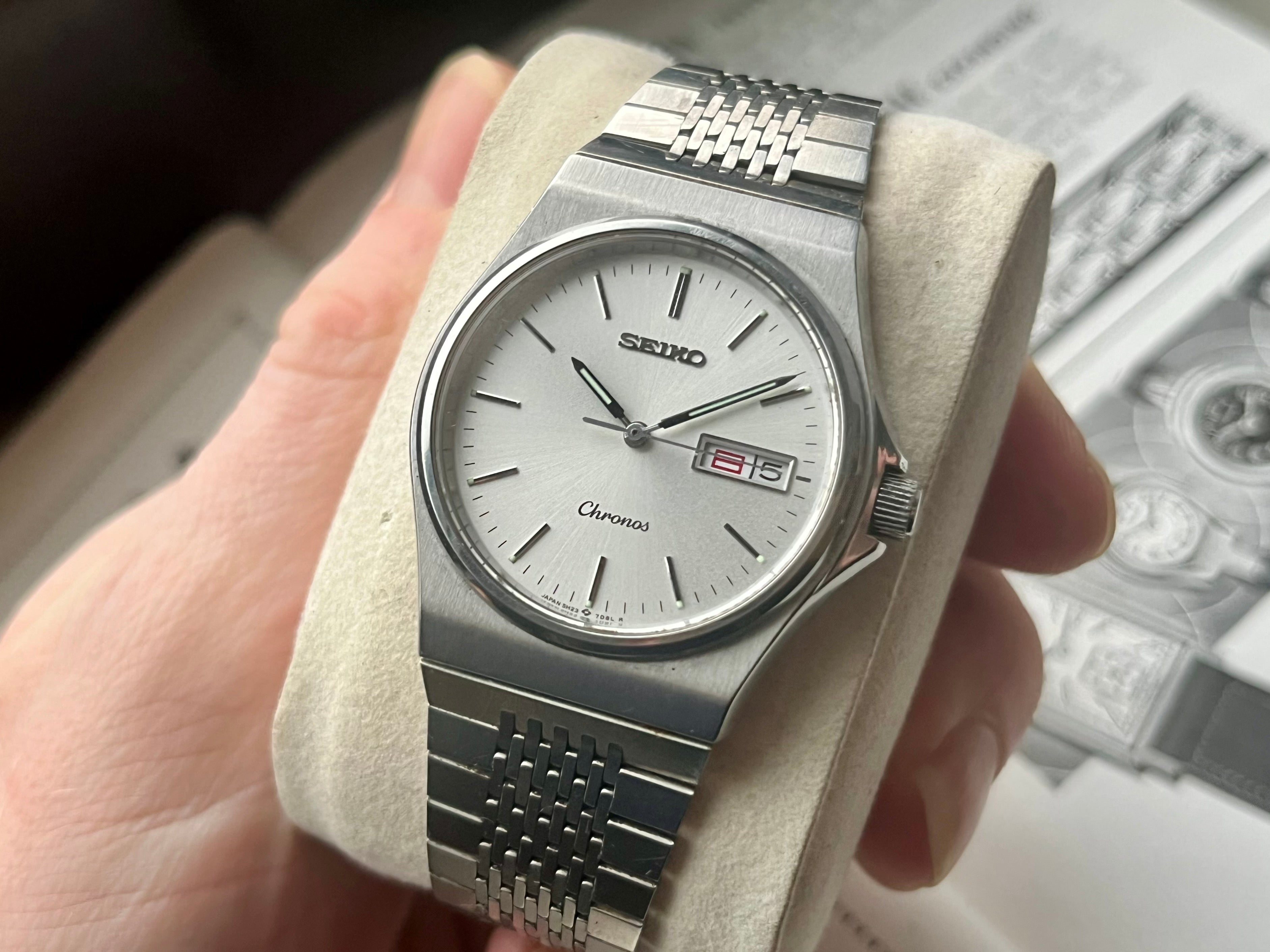 Vintage Seiko Chronos 5H23-7D20 1979 Watch – WatchEra